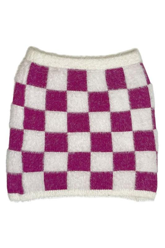 Fuzzy checkered skirt - Leo’s Look Your Best