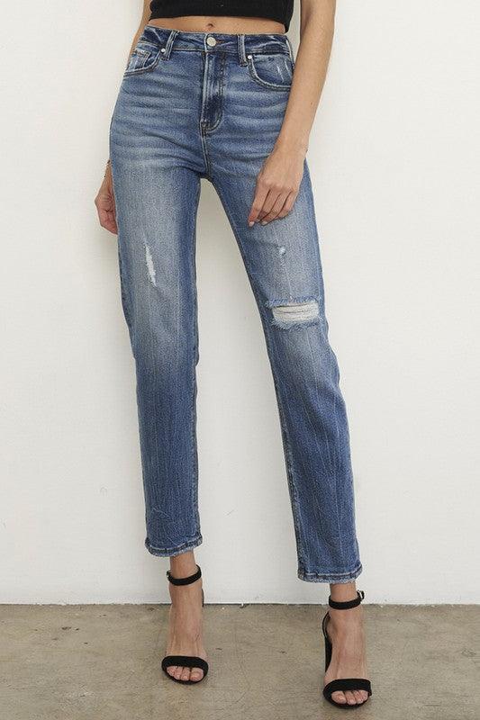 High Rise Girlfriend Jeans - Leo’s Look Your Best