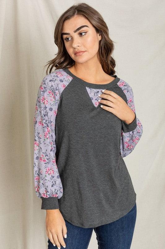 V-Stich Floral Raglan Sleeve - Leo’s Look Your Best