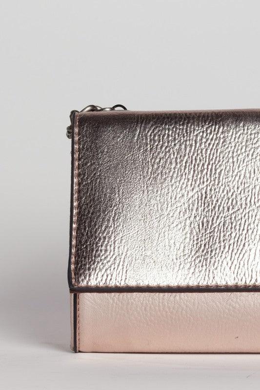 METALLIC CROSSBODY BAG - Leo’s Look Your Best