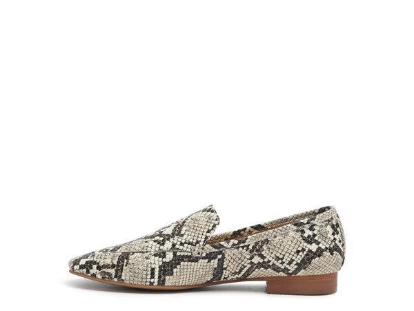 JULIA LEATHER POINTED LOAFERS - Leo’s Look Your Best