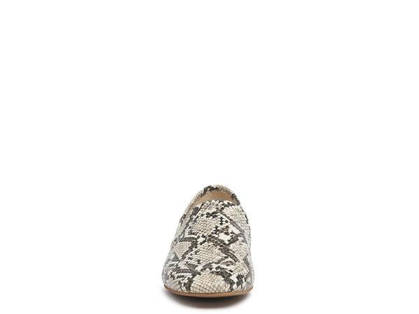 JULIA LEATHER POINTED LOAFERS - Leo’s Look Your Best
