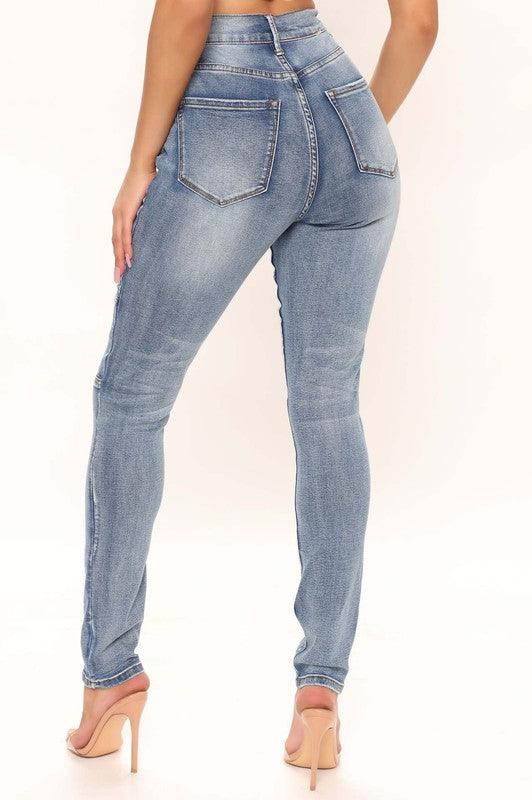 DENIM SKINBY JEAN - Leo’s Look Your Best