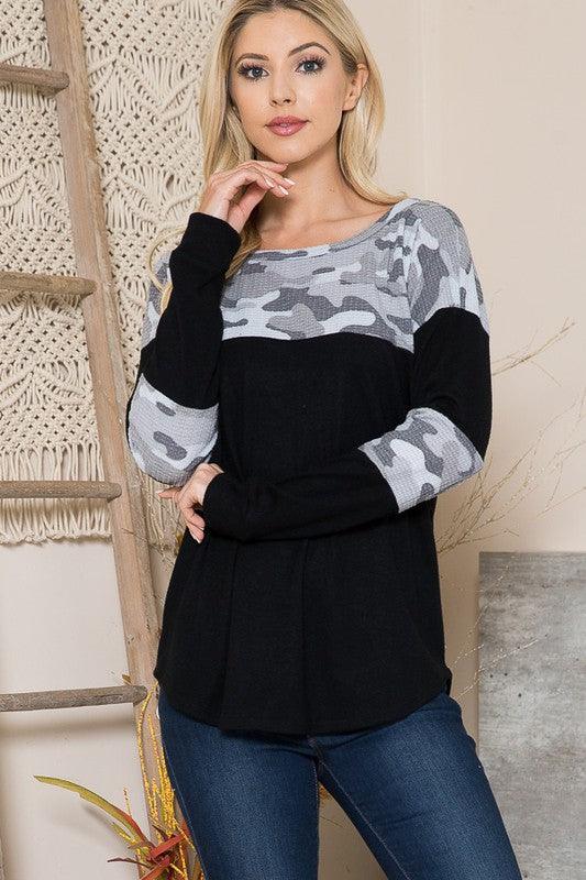 Camouflage Contrast Sweater Knit - Leo’s Look Your Best