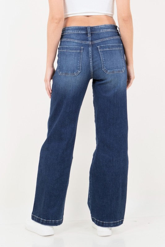22508519_0bd02d08-842d-42ce-b332-ec54ae96657b - Leo’s Look Your Best