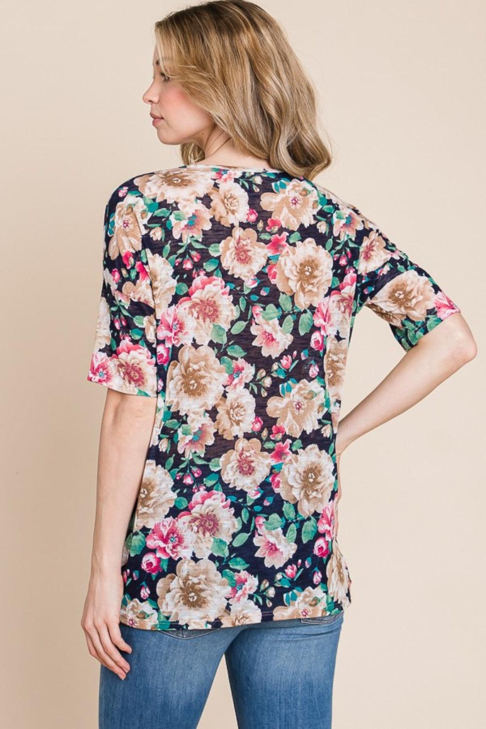 BOMBOM Floral Round Neck T-Shirt - Leo’s Look Your Best