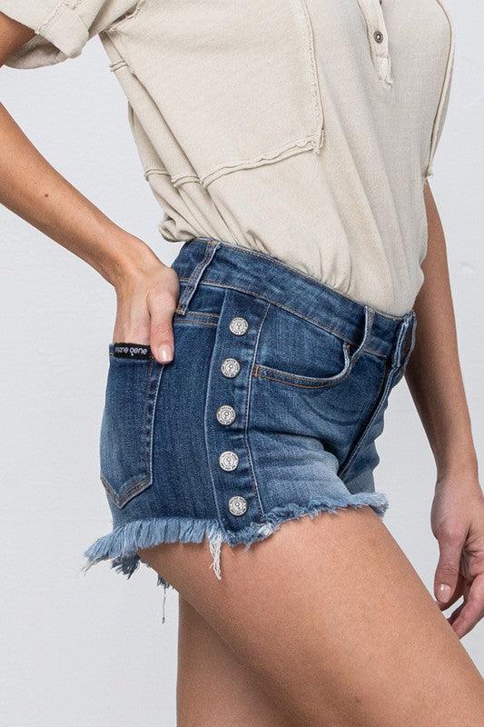MID RISE SHORTS WITH SIDE SNAP BUTTONS - Leo’s Look Your Best