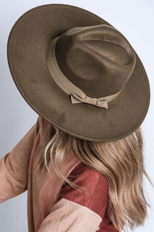 Wide Brim Ribbon Fedora - Leo’s Look Your Best