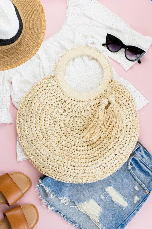 Straw Tassel O-Ring Tote - Leo’s Look Your Best