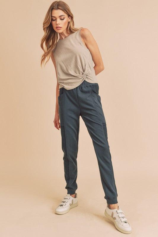 Bree Jogger - Leo’s Look Your Best