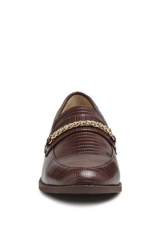 Vouse Low Block Loafers Adorned With Golden Chain - Leo’s Look Your Best