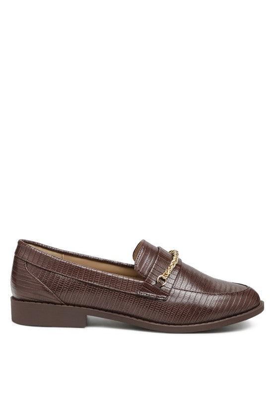 Vouse Low Block Loafers Adorned With Golden Chain - Leo’s Look Your Best