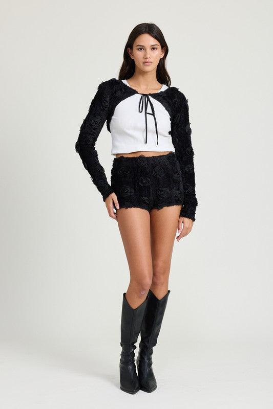 MINI SHORTS WITH 3D ROSETTES - Leo’s Look Your Best