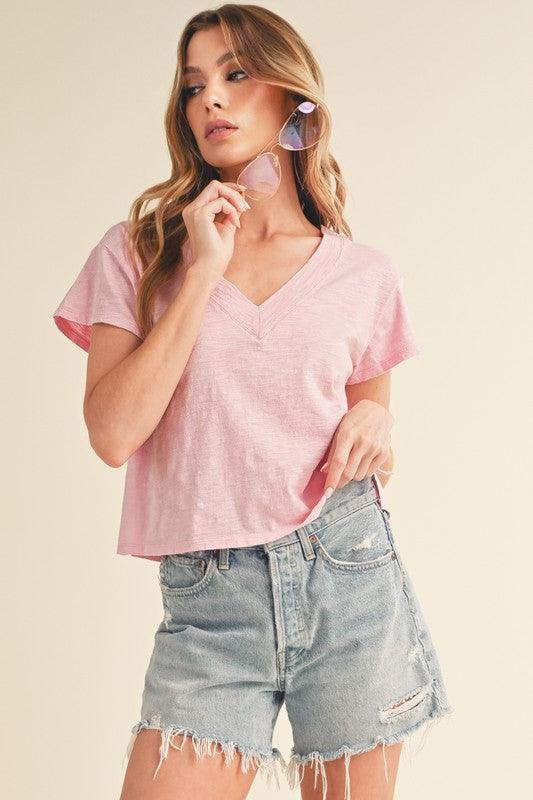 Aemi + Co Side Slit V-Neck Short Sleeve Cropped T-Shirt - Leo’s Look Your Best